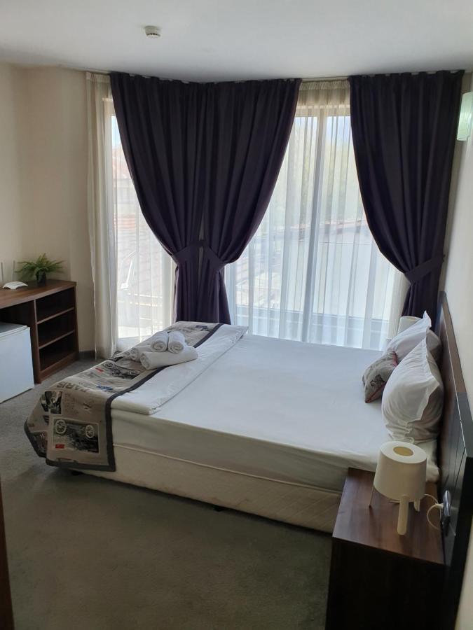 Family Hotel Novel City Burgas Exterior photo