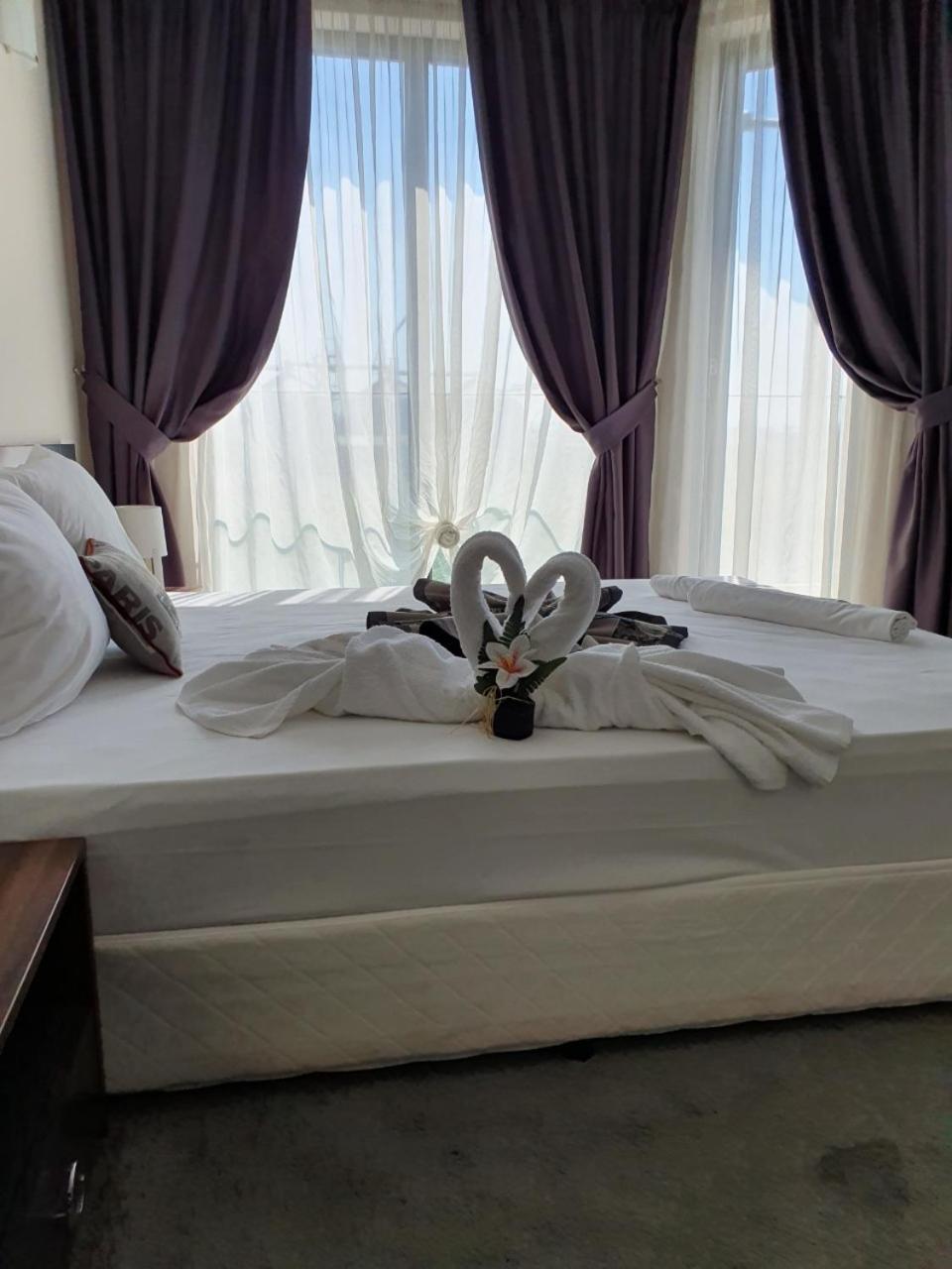 Family Hotel Novel City Burgas Room photo