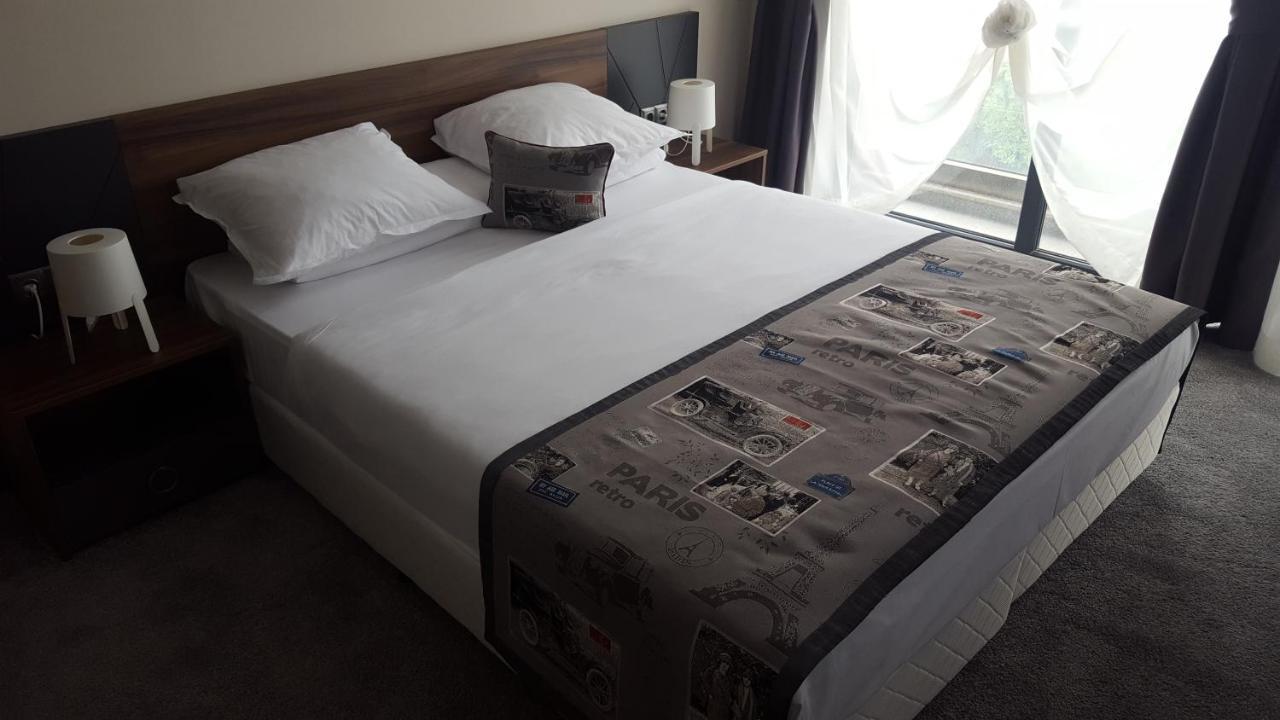 Family Hotel Novel City Burgas Exterior photo