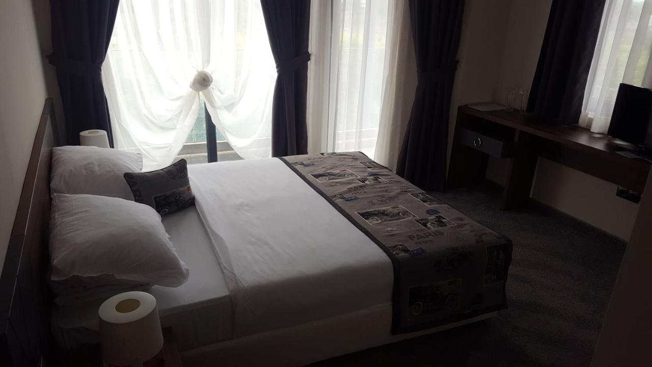 Family Hotel Novel City Burgas Exterior photo